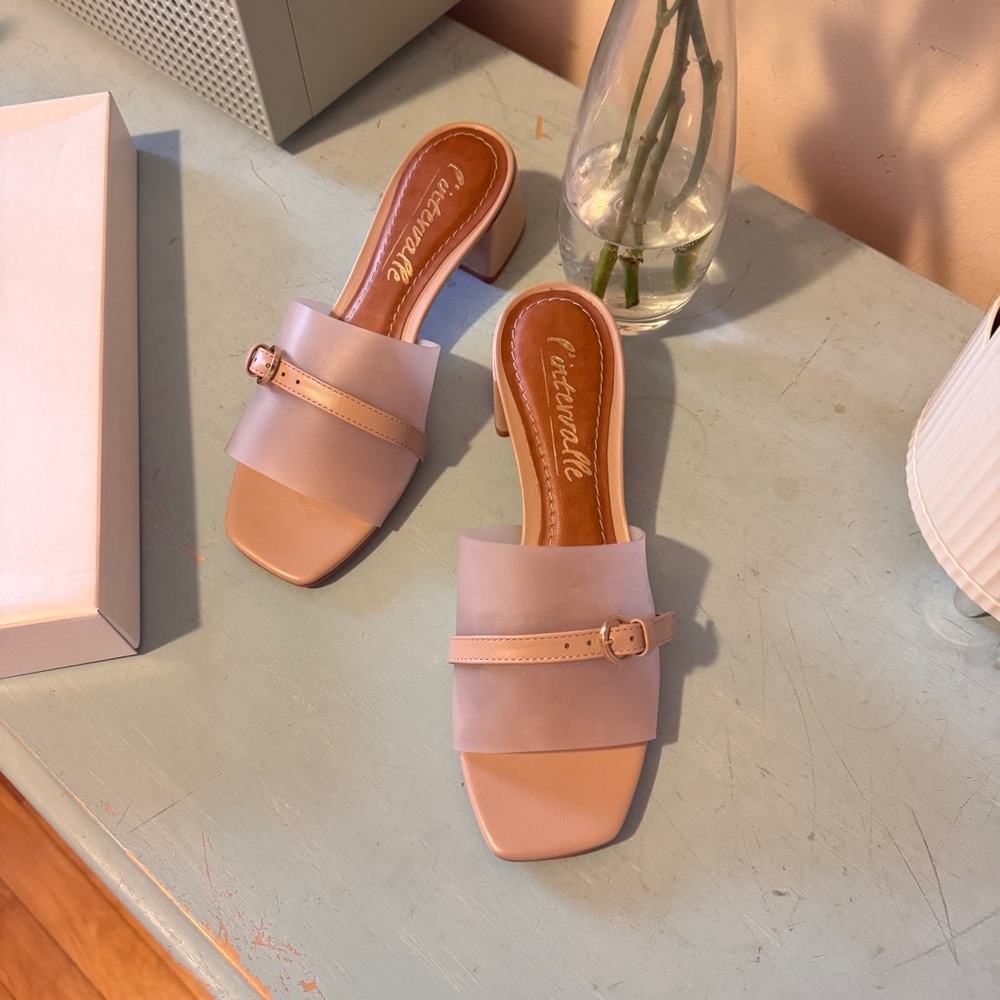 L’intervalle Petani Nude Vinyl / Leather Block heel Sandal